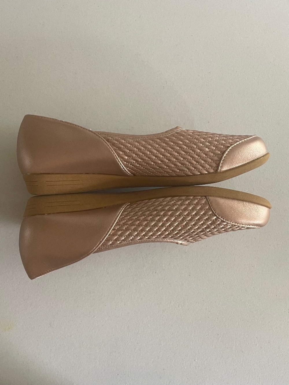 Beacon Rose-Gold Flats Comfort-Well "Brenda" Stretch N' Form Slip-on Size 8 - Picture 2 of 7